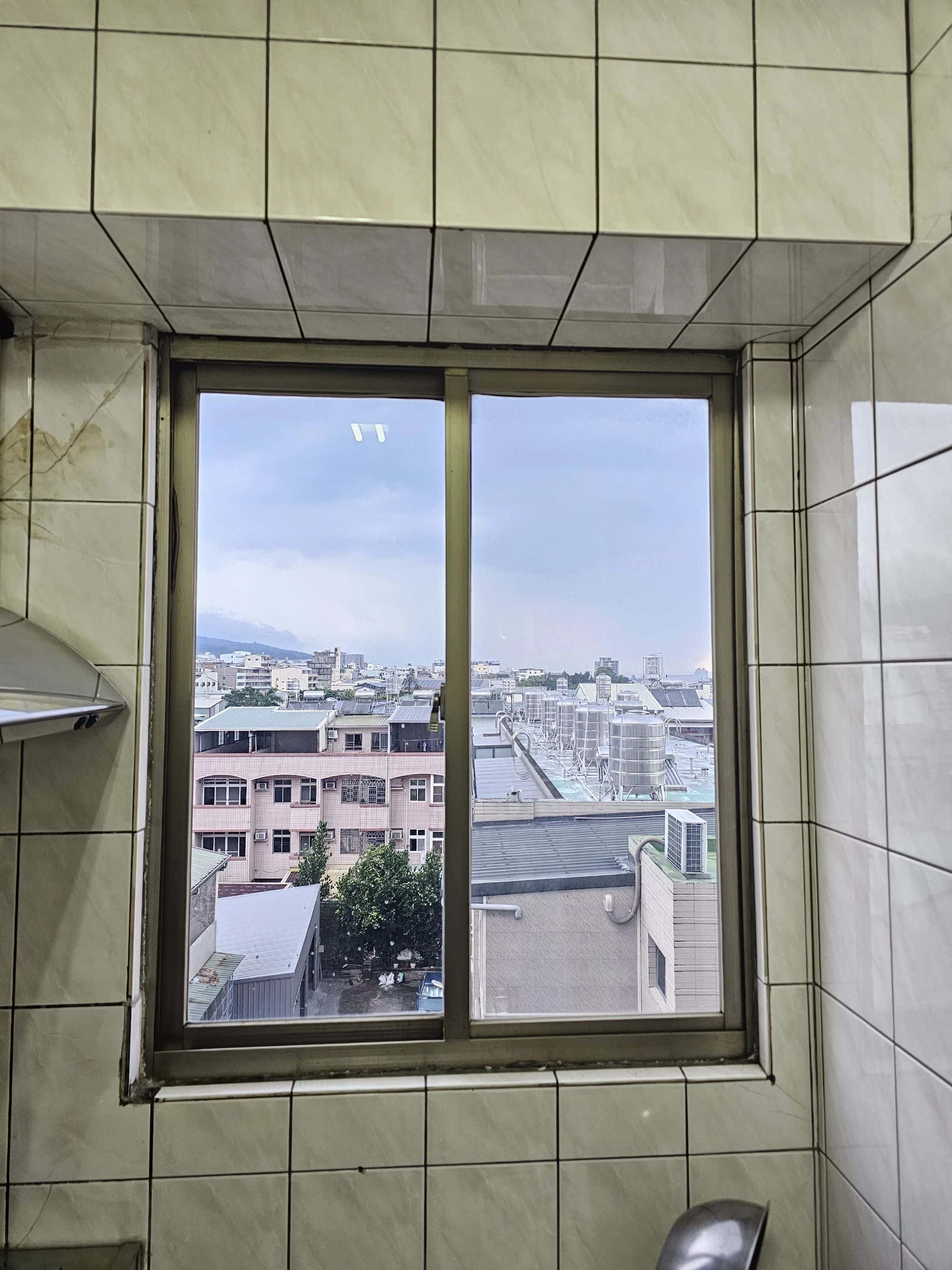 【舊窗換新案例】免動泥作、當日完工！細緻防護讓家更安心